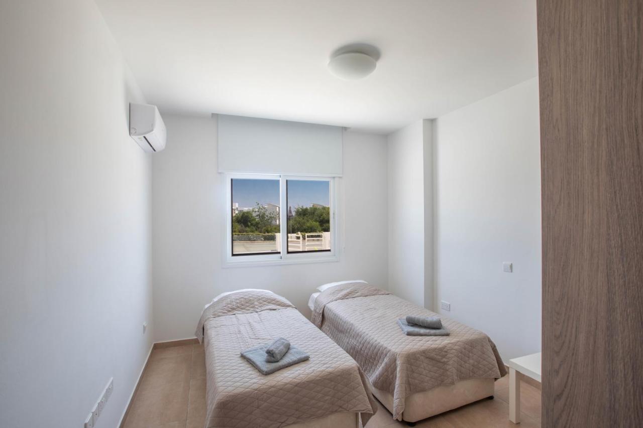 Panayia Sea View Apts Протарас Екстериор снимка